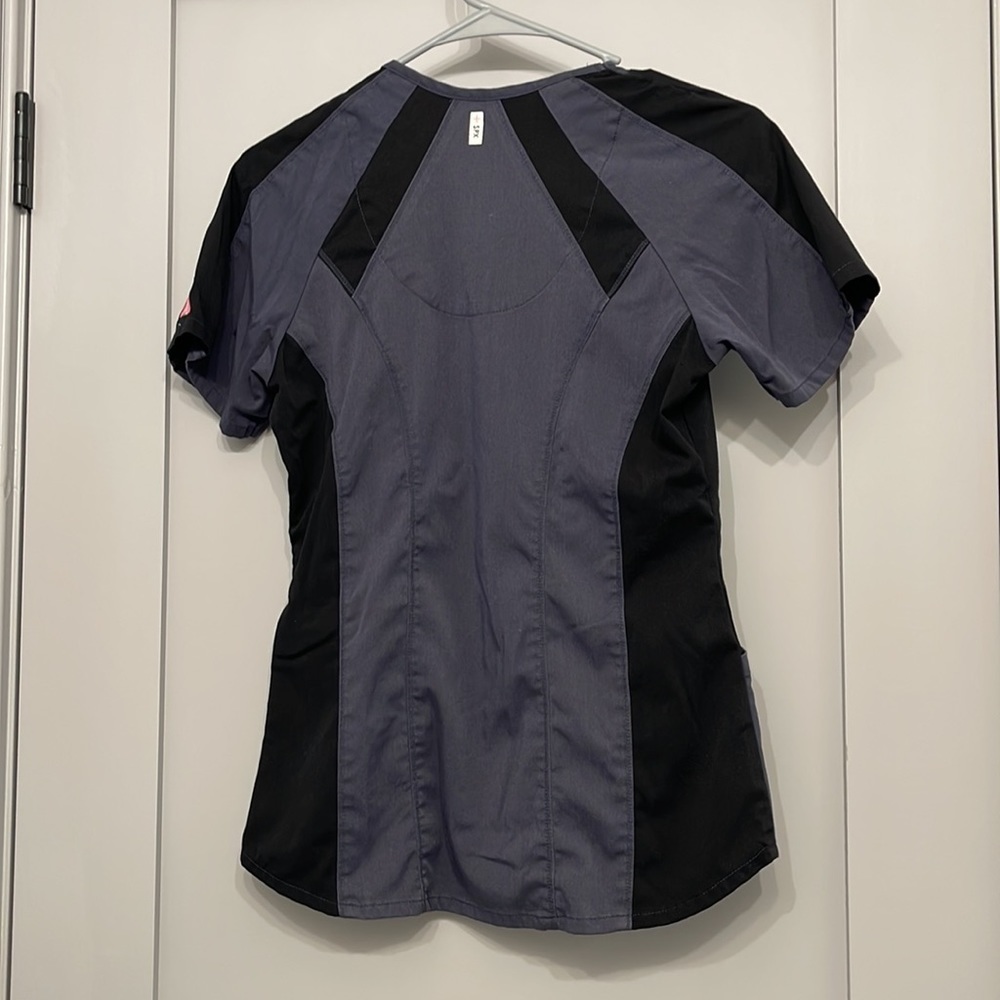 Grey’s Anatomy By Barco Scrub Top Lot XS - Picture 6 of 16